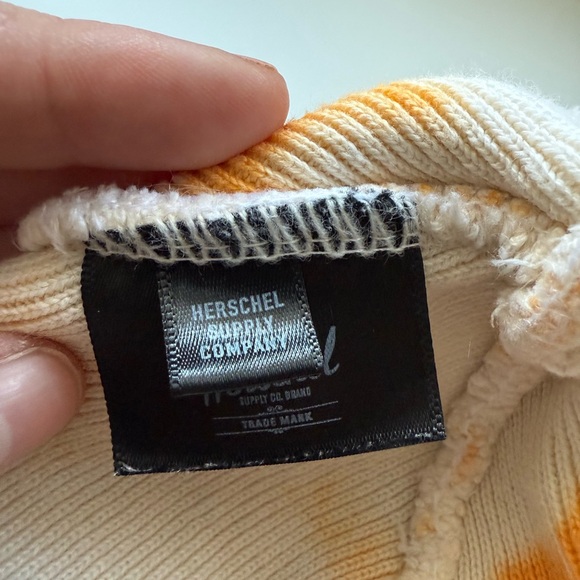 Herschel Elmer Tie Dye Beanie Toque - Picture 5 of 7